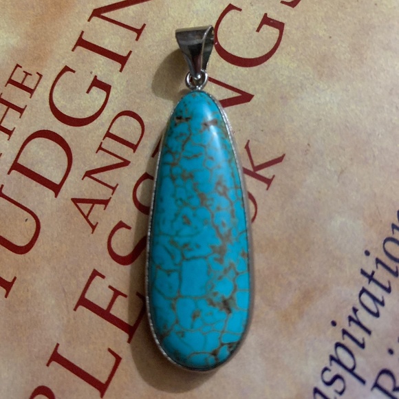 Large Turquoise Stone Pendant W/ Silver Bale - Picture 5 of 5